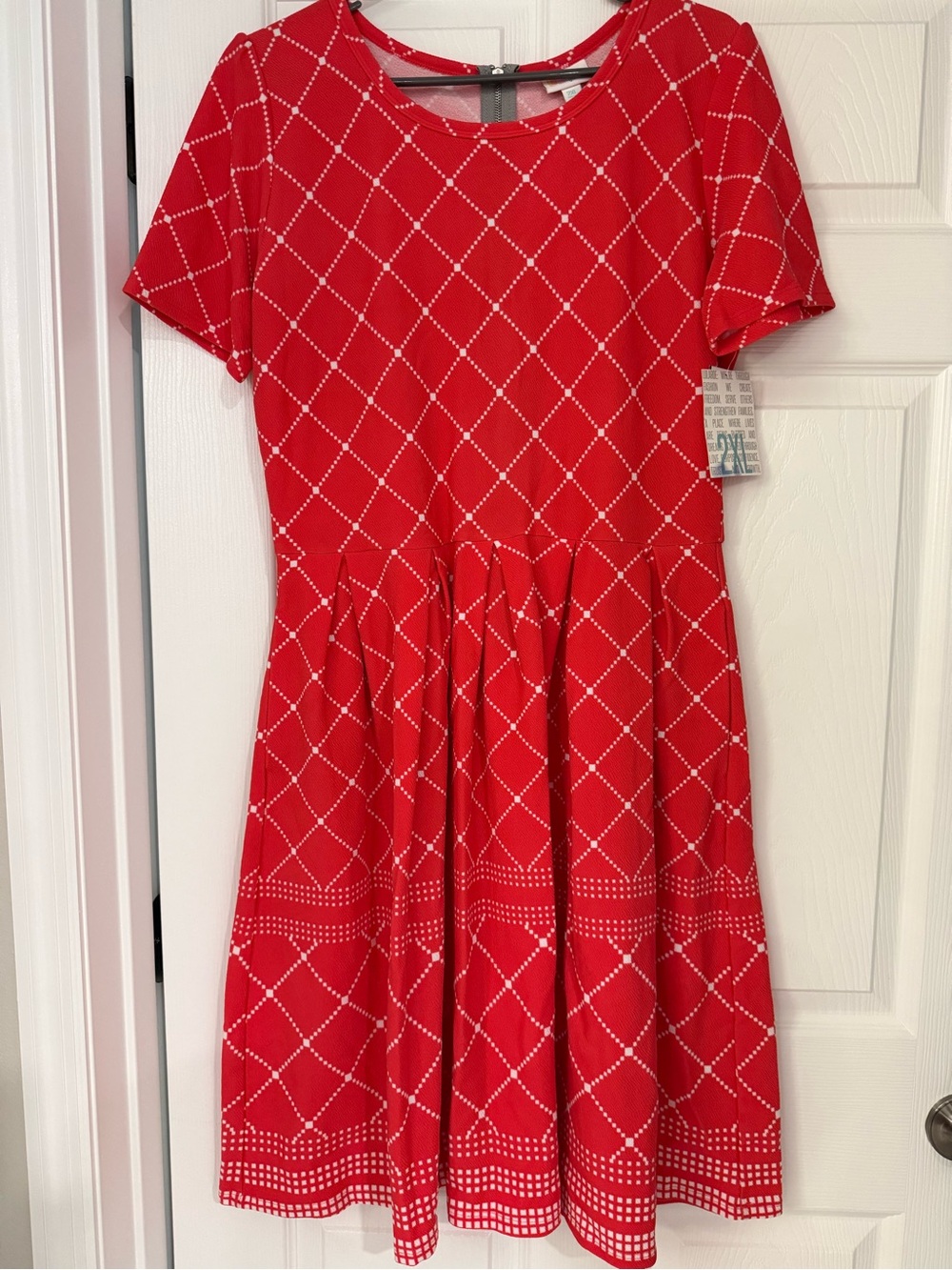Lularoe Amelia Coral-Red Diamond-Print Dress